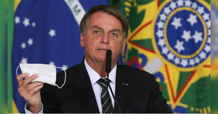 Imagem ilustrativa da notícia Bolsonaro volta atrás e decide que não vai se vacinar