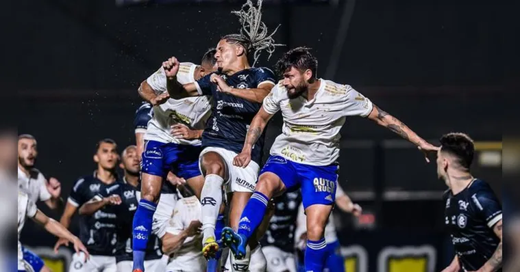 Imagem ilustrativa da notícia Ambos longe do G4: Cruzeiro não vence o Remo há 42 anos