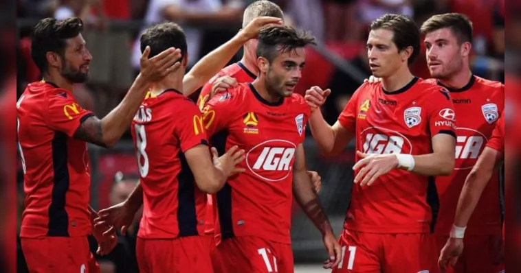 Imagem ilustrativa da notícia Jogador do United é o único a se declarar gay publicamente