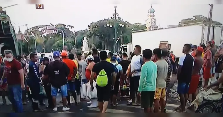 Imagem ilustrativa da notícia Trânsito é liberado no Ver-o-Peso após manifestação