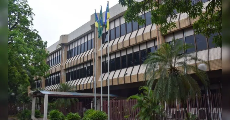 Imagem ilustrativa da notícia Região Norte: concurso para juiz paga mais de R$ 30 mil