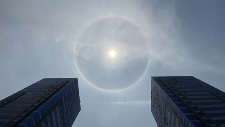 Imagem ilustrativa da notícia Cidades brasileiras registram "Halo Solar" no céu. Veja!