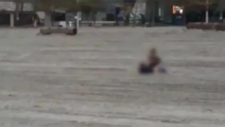 Imagem ilustrativa da notícia Policia identifica casal flagrado fazendo sexo em praia 
