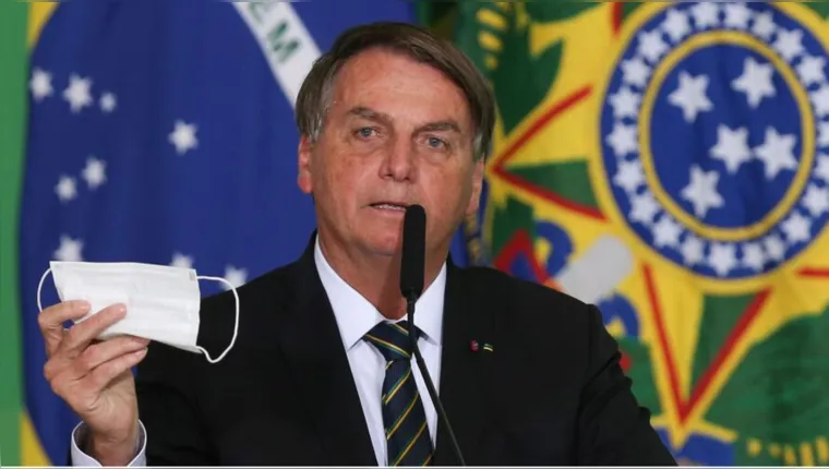 Imagem ilustrativa da notícia Bolsonaro volta atrás e decide que não vai se vacinar