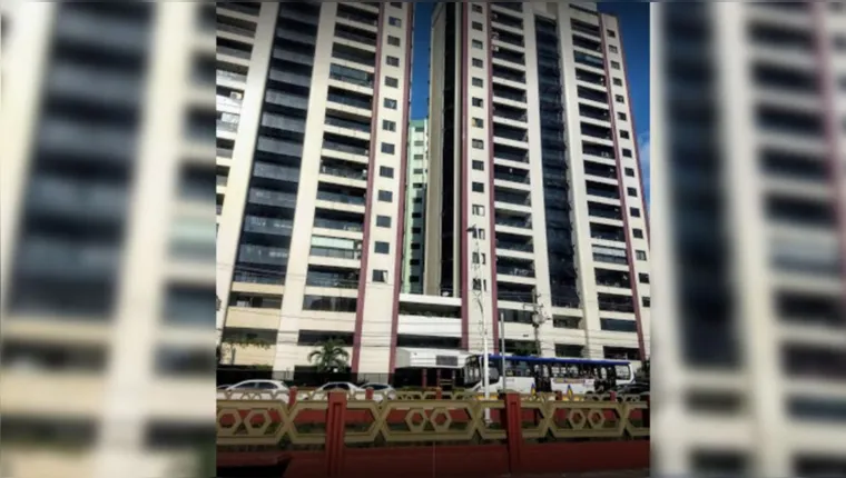 Imagem ilustrativa da notícia Fogo atinge prédio na Doca, em Belém