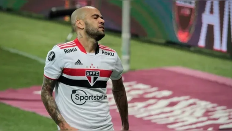 Imagem ilustrativa da notícia Daniel Alves não é mais jogador do São Paulo