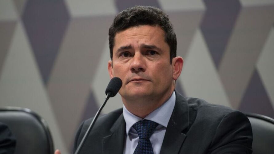 Sérgio Moro assumiu o ministério de Justiça e Segurança Pública de Bolsonaro, mas saiu do cargo