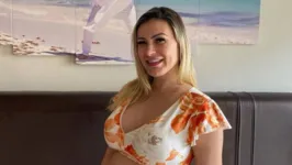 Imagem ilustrativa da notícia Andressa Urach exibe barrigão no sexto mês de gravidez