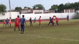 Na primeira partida como mandante, o Águia de Marabá derrotou o Itupiranga no estádio Zinho Oliveira por 2 a 1
