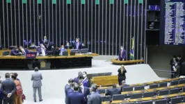 A medida segue para análise do Senado, onde deve encontrar mais dificuldades, segundo avaliação do próprio Bolsonaro.