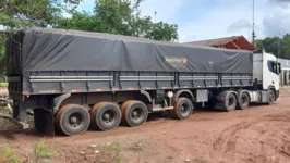 Imagem ilustrativa da notícia Fiscais apreendem 31 mil garrafas de cachaça no Pará