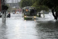 Imagem ilustrativa da notícia E
aí, alagou a tua rua? Veja como Belém ficou com chuva