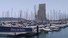 Bairro de Belém, em Lisboa: torre histórica e pasteizinhos de nata são símbolos de Portugal.