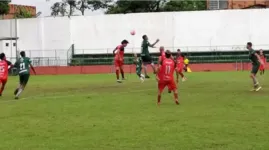 Gavião Kyikatejê enfrentou o Parauapebas no estádio Zinho Oliveira debaixo de muita chuva