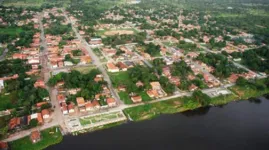 O município faz limite com Rio Maria, Banach, Redenção e Floresta do Araguaia, com uma população de 5 mil habitantes e localizada no sul paraense