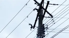 A ação está relacionada a qualidade do serviço de fornecimento de energia elétrica no município, que segundo os edis está deixando a desejar