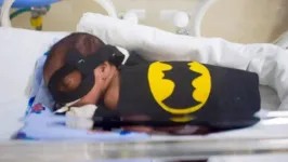 Imagem ilustrativa da notícia Bebês prematuros se tornam super heróis em hospital no Pará