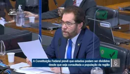 Jader Barbalho (MDB-PA) pediu vistas. A matéria voltará a ser debatida na próxima reunião da CCJ, na segunda-feira (22)