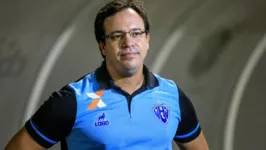 O treinador recusou a proposta da diretoria remista.