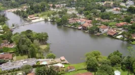 Imagem aérea do condomínio Lago Azul, com entrada pela BR-316, em Ananindeua