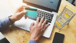 O cartão de crédito é um dos principais vilões das compras online