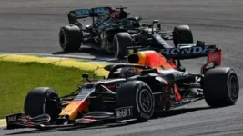 Imagem ilustrativa da notícia Fórmula 1: Hamilton vence GP do Qatar