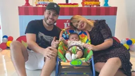 Após o sepultamento de Marília Mendonça, o cantor Murilo Huff, pai de seu filho Léo, voltou às redes sociais para se manifestar sobre a morte da cantora