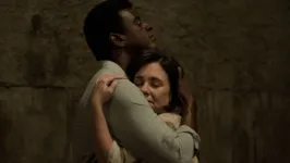 Seu Jorge e Adriana Esteves em cena do filme de Wagner Moura