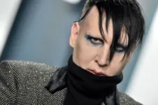 Marilyn Manson é vocalista de uma banda "Epônima"