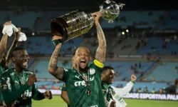 Imagem ilustrativa da notícia Felipe Melo é do Fluminense! Jogador chega segunda no Rio