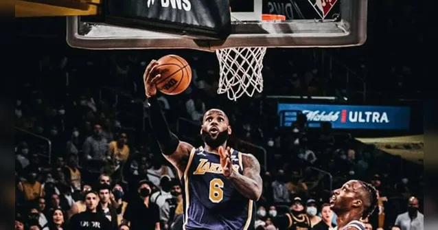 Imagem ilustrativa da notícia Astro da NBA faz gesto obsceno e é multado em R$ 90 mil