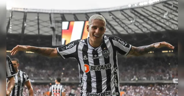 Imagem ilustrativa da notícia Atlético-MG vence clássico e se aproxima do título