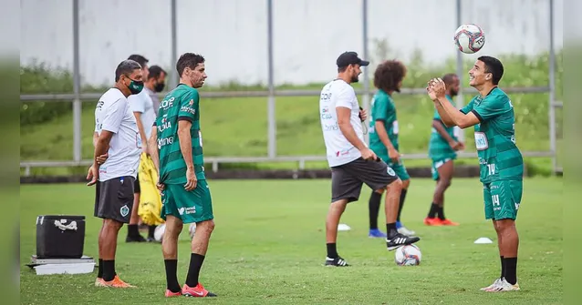 Imagem ilustrativa da notícia Manaus-AM sofre com desfalques para pegar o Clube do Remo
