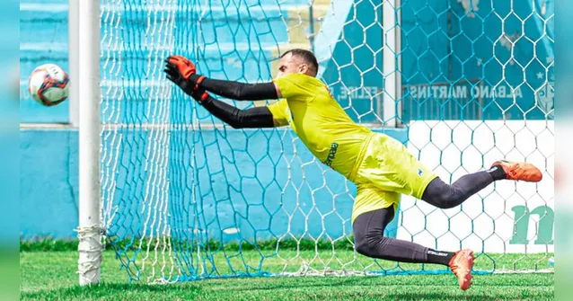 Imagem ilustrativa da notícia Goleiro lamenta "ano difícil" e derrotas no Paysandu