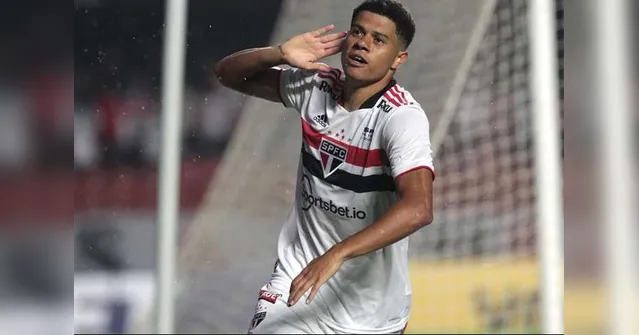 Imagem ilustrativa da notícia São Paulo vence o Inter e já começa sonhar com Libertadores