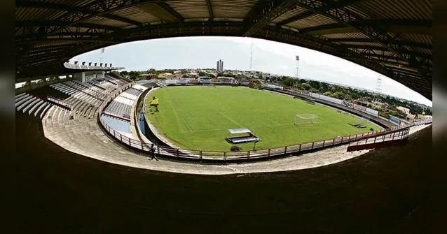 Imagem ilustrativa da notícia Obras de reconstrução serão retomadas no Estádio Barbalhão