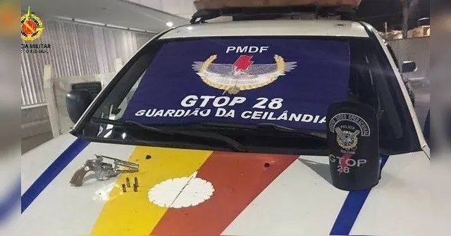 Imagem ilustrativa da notícia Da varanda, homem atira contra fregueses de bar 