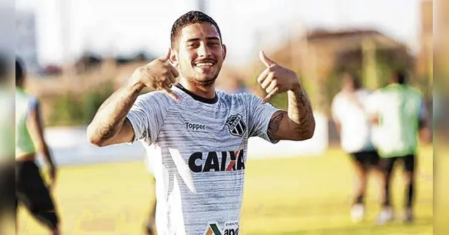 Imagem ilustrativa da notícia Dirigentes negam acerto de Leandro Carvalho no Paysandu