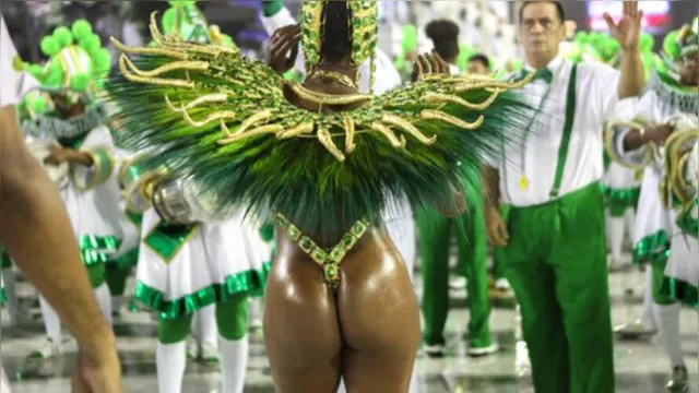 Imagem ilustrativa da notícia "Carnaval 2022 não será cancelado", dizem escolas do RJ