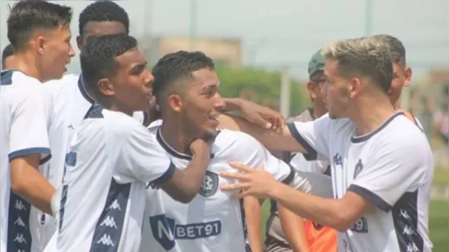 Imagem ilustrativa da notícia Com Ronald, Remo vence e está na semifinal do Parazão Sub-20