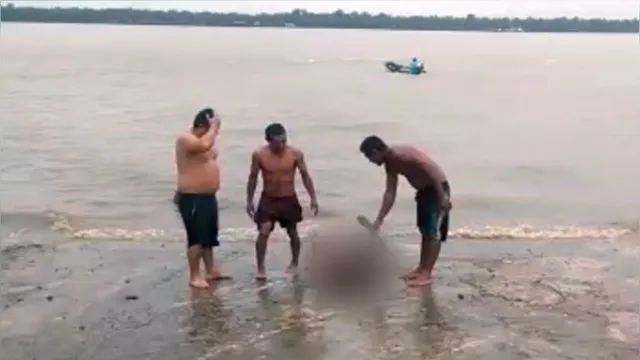 Imagem ilustrativa da notícia Vídeo: corpo de homem que sumiu no rio é encontrado