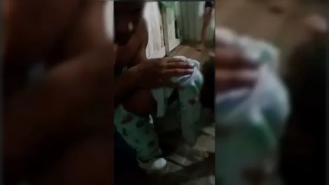 Imagem ilustrativa da notícia Vídeo: Criança morre e suspeita é de asfixia em Icoaraci