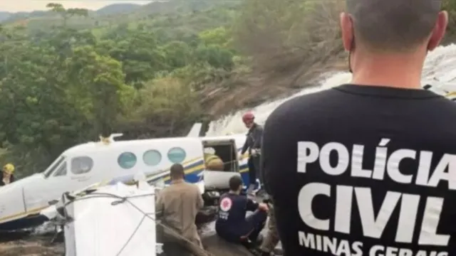 Imagem ilustrativa da notícia Piloto do avião de Marília avisou duas vezes que pousaria