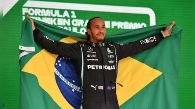 Imagem ilustrativa da notícia Lewis Hamilton relata 'batalha mais difícil' que F-1 já teve