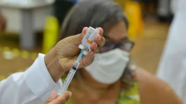 Imagem ilustrativa da notícia Ômicron: Brasil deve exigir certificado de vacina