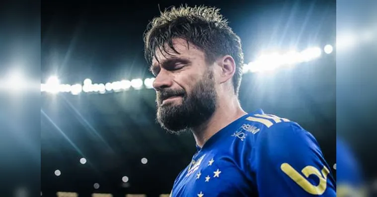 Imagem ilustrativa da notícia Após vitória do Cruzeiro, Rafael Sobis anuncia aposentadoria
