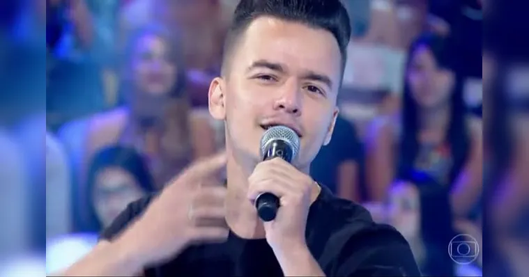 Imagem ilustrativa da notícia Sertanejo Yago, da dupla com Santhiago, morre em Curitiba 