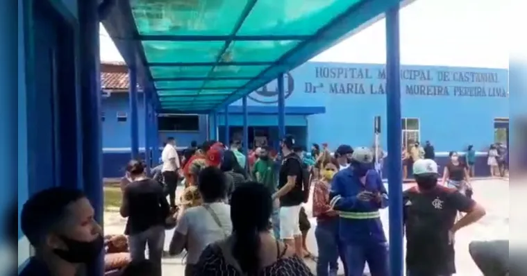 Imagem ilustrativa da notícia Vídeo: pacientes fazem fila para atendimento em Castanhal 