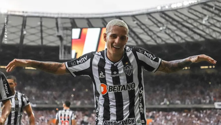 Imagem ilustrativa da notícia Atlético-MG vence clássico e se aproxima do título