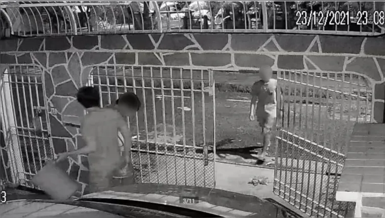 Imagem ilustrativa da notícia Video: Identificados assaltantes que invadiram casa em Belém